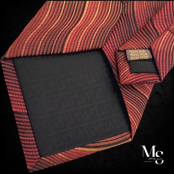 FENDI FF Current Red Wave Pattern Silk Tie Made In Italy W:3.9" EX COND - Picture 4 of 7